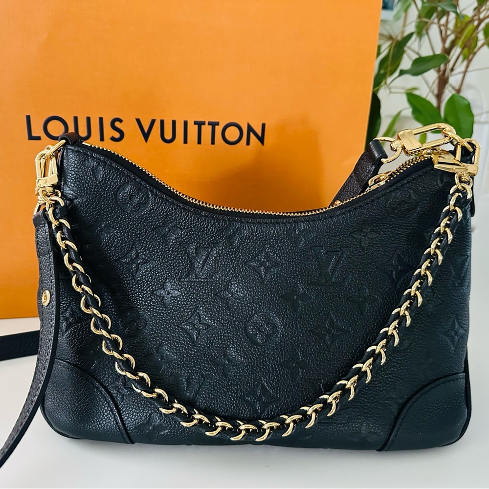 Louis Vuitton Boulogne PM in Black Monogram Leather - Picture 4 of 6